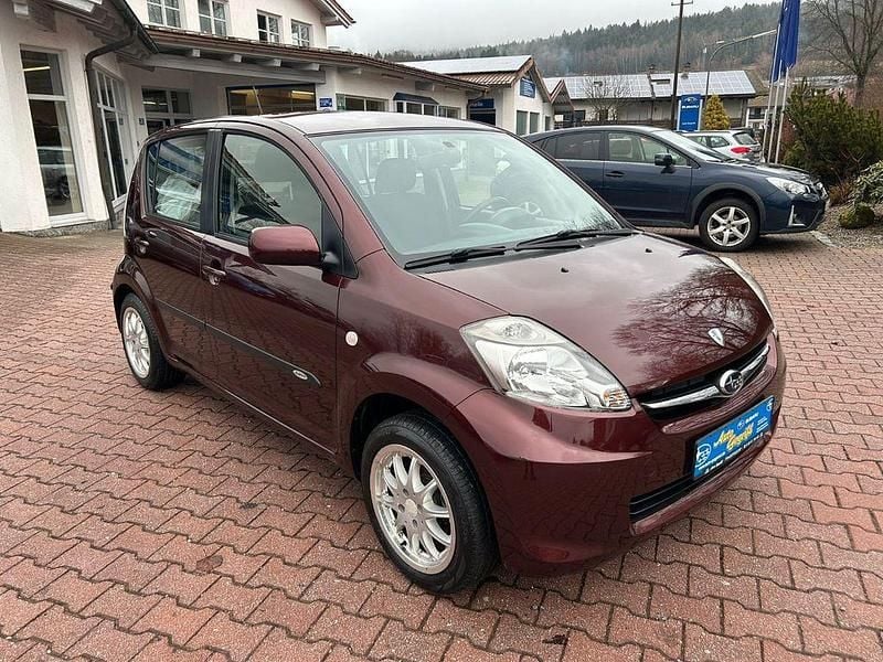 Gebraucht Subaru Justy Trend 69 PS (50 kW) 2008 Maroon brown mica Kleinwagen