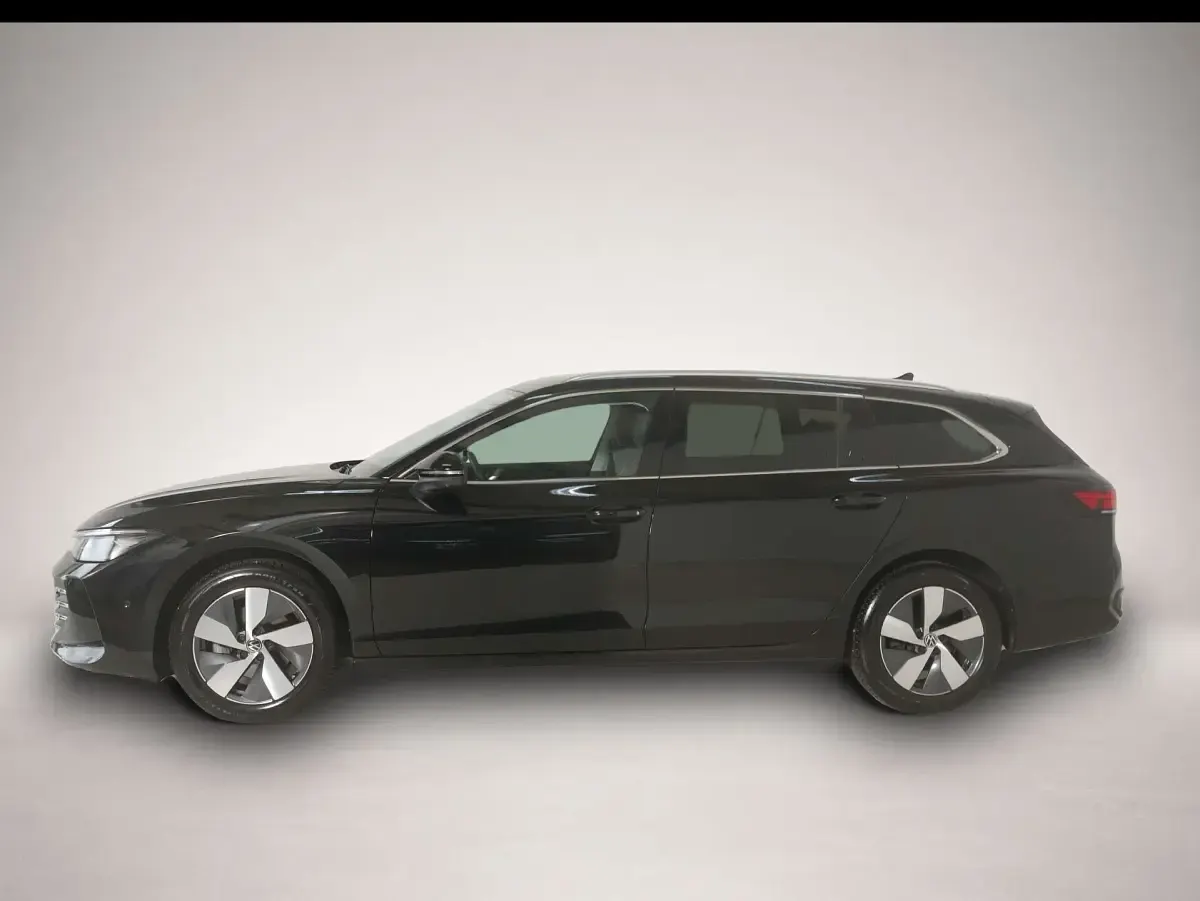 Gebraucht VW Passat Business 150 PS (110 kW) 2025 Grenadillschwarz metallic Kombi