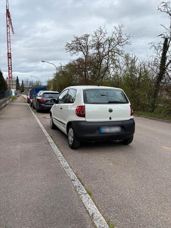 Gebraucht VW Fox 60 PS (44 kW) 2010 Weiß Kleinwagen