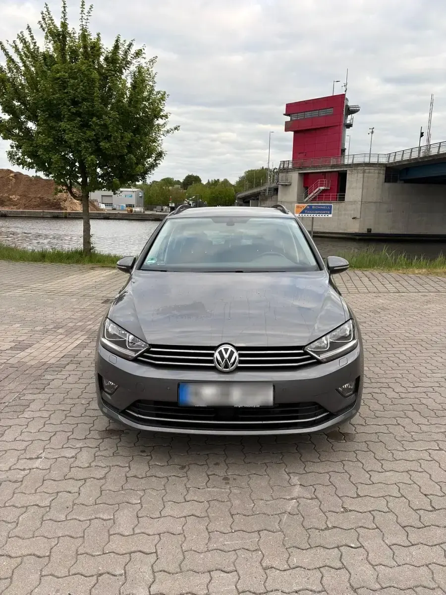 Gebraucht VW Golf VII 116 PS (85 kW) 2017 Grau Limousine