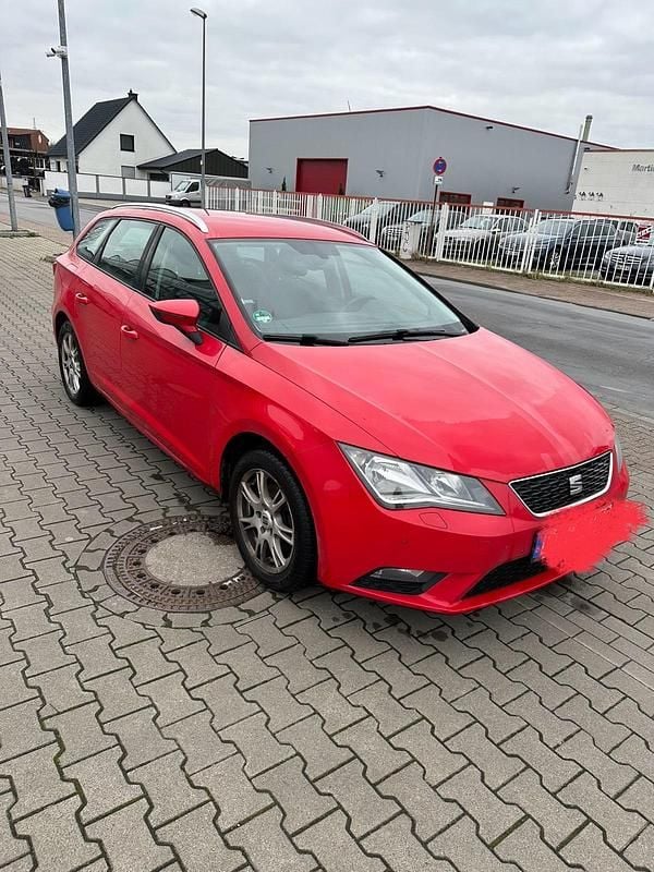 Rot Gebraucht 2016 Seat Leon Kombi | 5.999 € (Guter Preis) - Bild 1/4