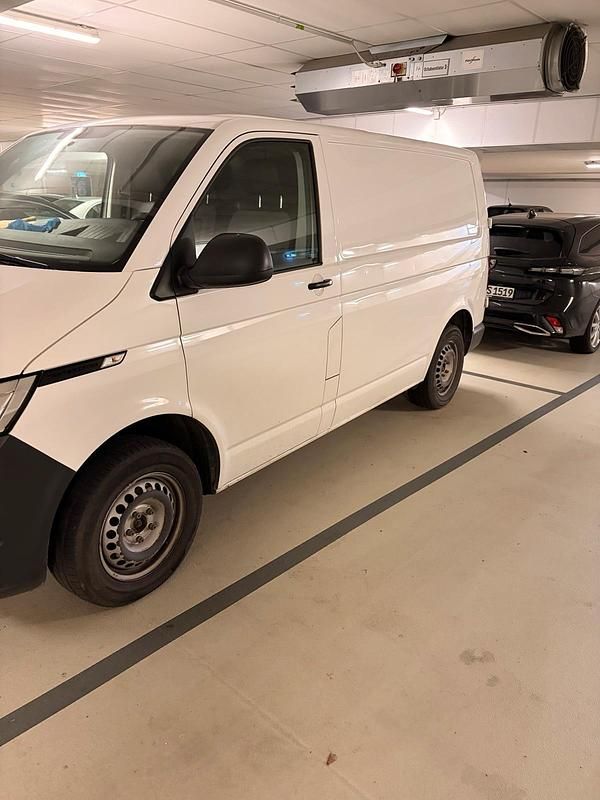 Gebraucht VW Transporter 102 PS (75 kW) 2020 Weiß Van