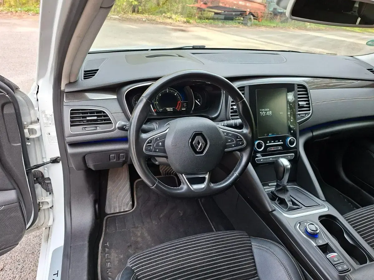 Gebraucht Renault Talisman GrandTour Elysee 160 PS (117 kW) 2017 Weiß Kombi