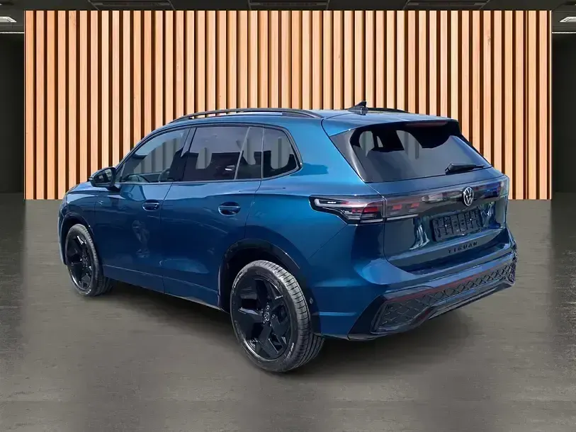 Gebraucht VW Tiguan Style 150 PS (110 kW) 2024 Blau SUV