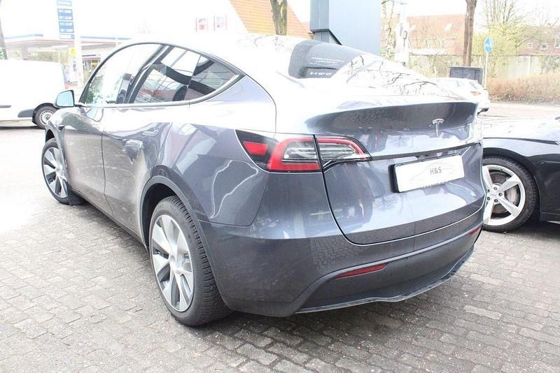 Gebraucht Tesla Model Y RWD 255 kW (347 PS) 2023 Schwarz SUV