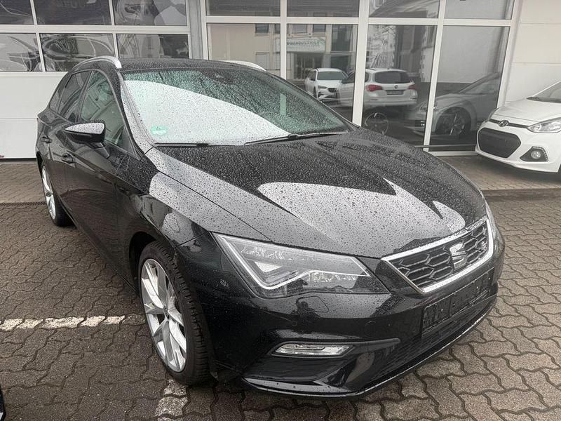 Schwarz Gebraucht 2020 Seat Leon ST FR Kombi | 14.990 € (Teuer) - Bild 1/4