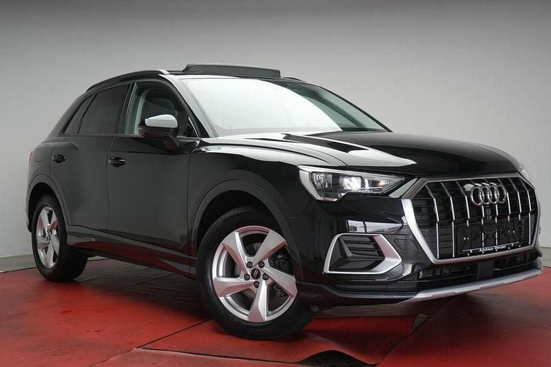 Schwarz Gebraucht 2025 Audi Q3 Advanced SUV | 34.490 € (Superpreis) - Bild 1/4