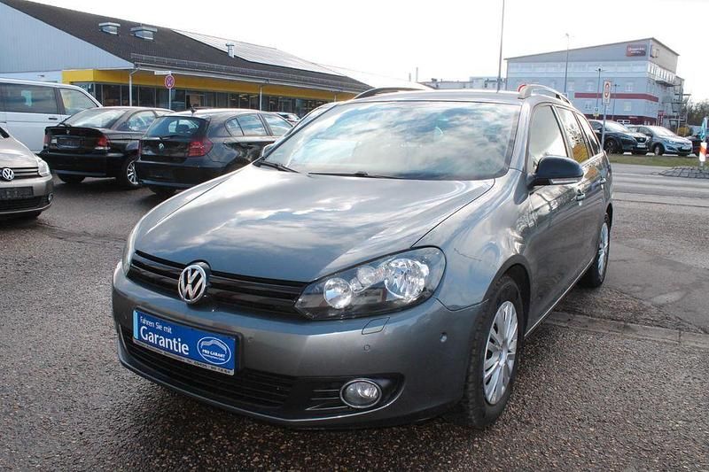 Gebraucht VW Golf VI Match 105 PS (77 kW) 2013 Grau Kleinwagen