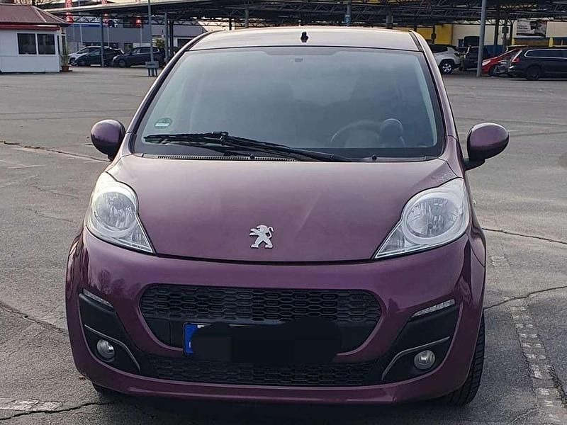 Andere farben Gebraucht 2012 Peugeot 107 Envy Kleinwagen | 4.900 € (Fairer Preis) - Bild 1/4