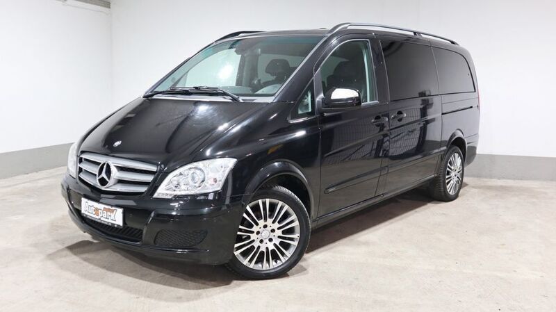 Schwarz Gebraucht 2011 Mercedes Viano Edition Van / Kleinbus | 19.900 € (Fairer Preis) - Bild 1/4