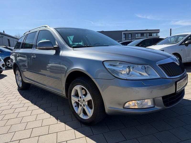 Gebraucht Skoda Octavia 140 PS (102 kW) 2013 Grau Kombi