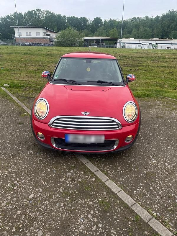 Gebraucht Mini Cooper 122 PS (89 kW) 2011 Rot Kleinwagen