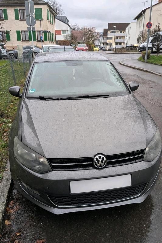 Gebraucht VW Polo Life 90 PS (66 kW) 2013 Grau Kleinwagen