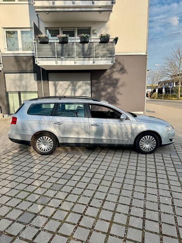 Gebraucht VW Passat 150 PS (110 kW) 2006 Silber Kombi