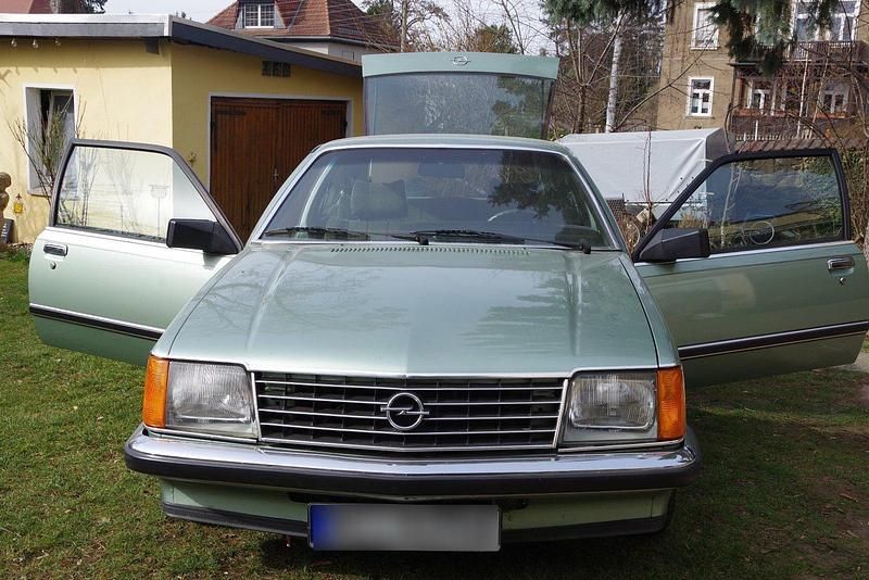 Gebraucht Opel Senator 180 PS (132 kW) 1982 Grün Limousine