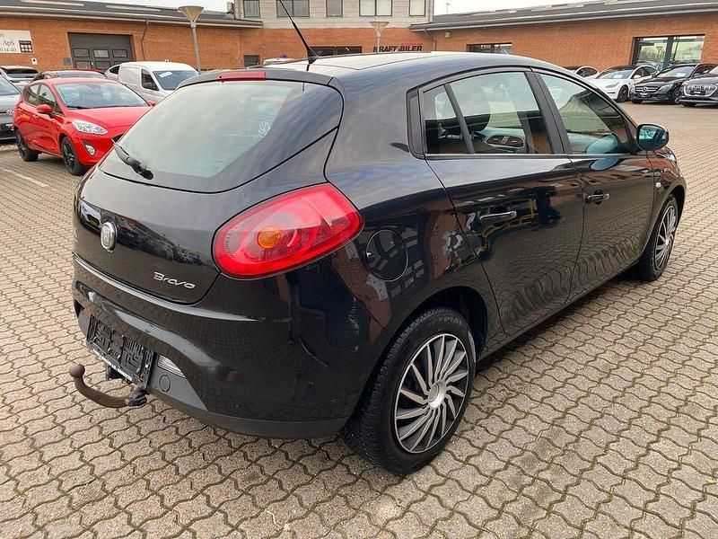 Gebraucht Fiat Bravo Dynamic 150 PS (110 kW) 2008 Kleinwagen