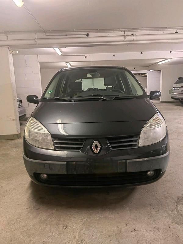 Grau Gebraucht 2005 Renault Scénic II Van / Kleinbus | 1.900 € (Etwas zu teuer) - Bild 1/4