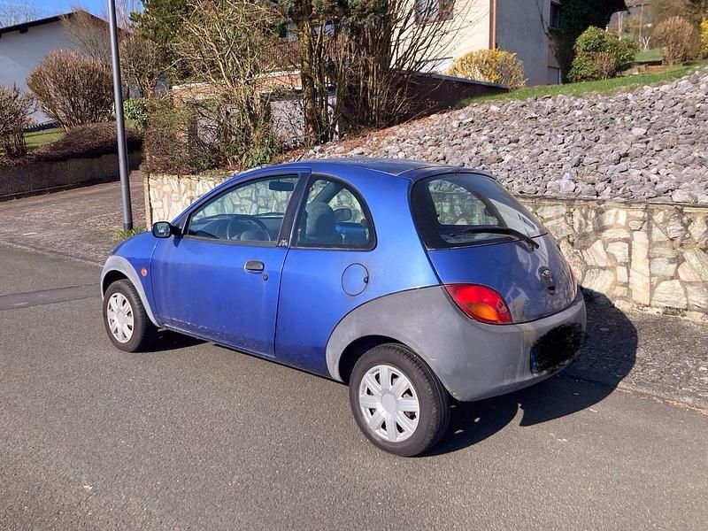 Second-hand Ford Ka 60 CP (44 kW) 1998 Albastru Hatchback