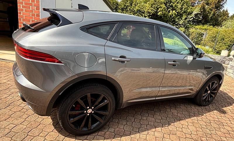Second-hand Jaguar E-Pace 180 CP (132 kW) 2018 Gri SUV