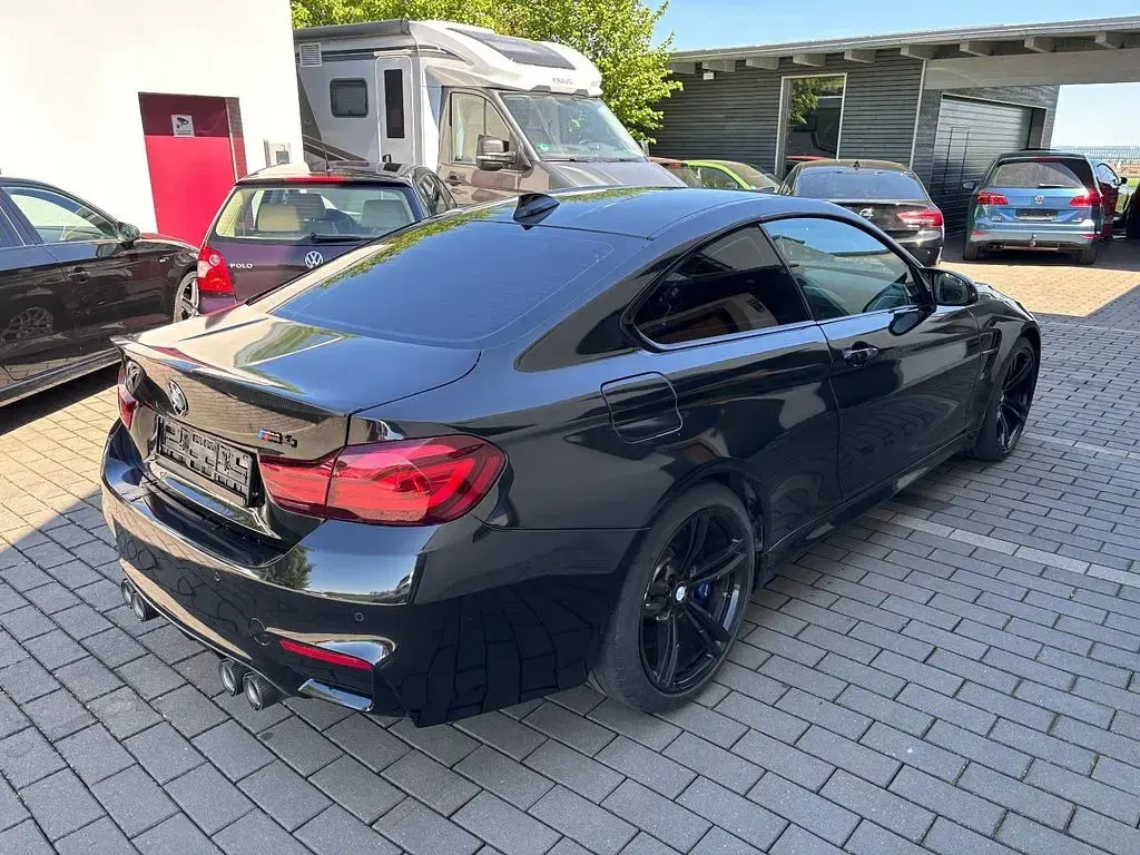 Używany BMW M4 Performance 431 KM (317 kW) 2017 Czarny Coupe