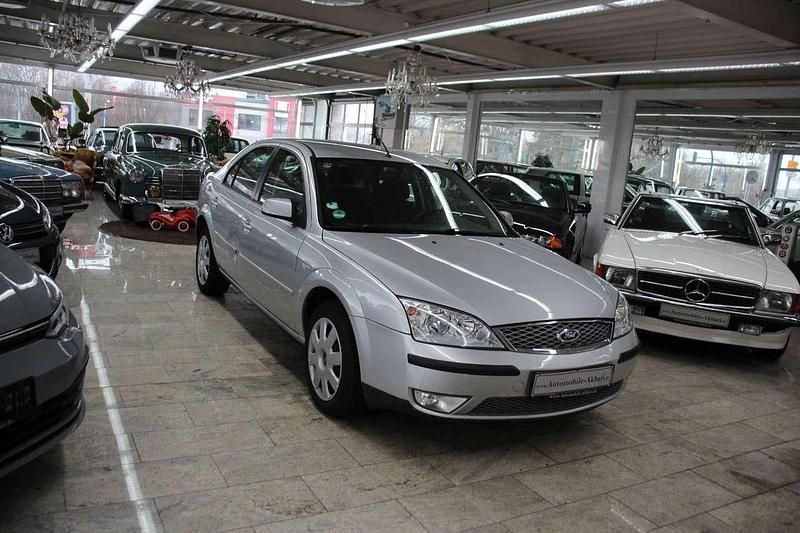Gebraucht Ford Mondeo Trend 125 PS (91 kW) 2006 Grau Limousine