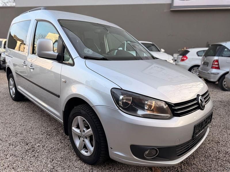 Gebraucht VW Caddy Comfortline 102 PS (75 kW) 2012 Silber Van / Kleinbus