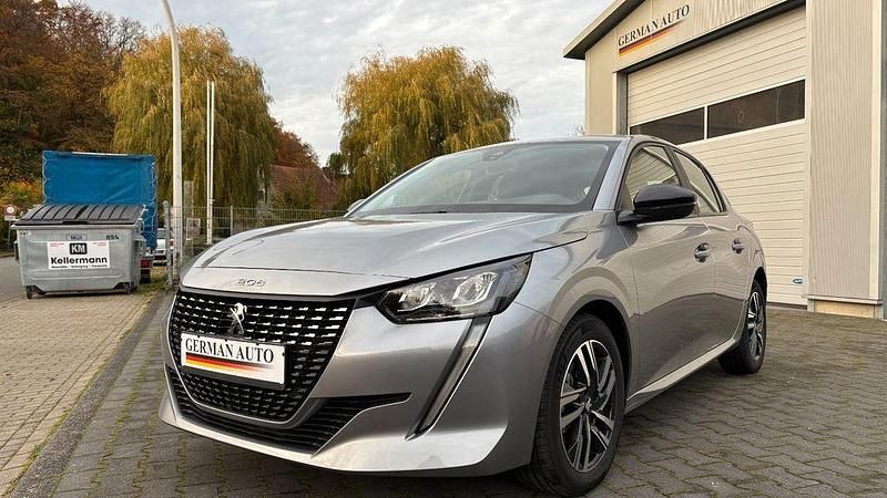 Grau Gebraucht 2023 Peugeot 208 Active Kleinwagen | 17.900 € (Superpreis) - Bild 1/4