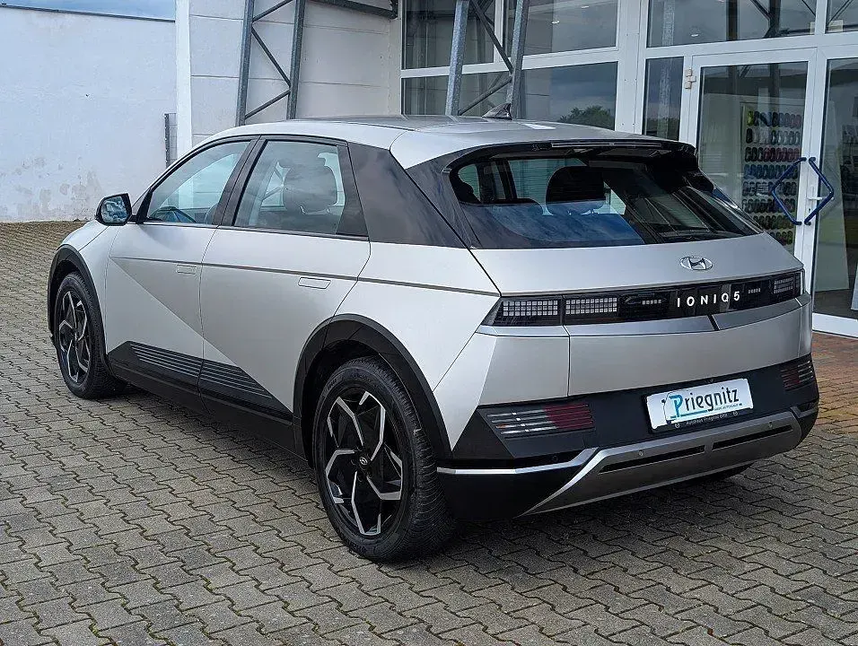 Gebraucht Hyundai Ioniq Dynamiq 125 kW (170 PS) 2022 Silber Kleinwagen