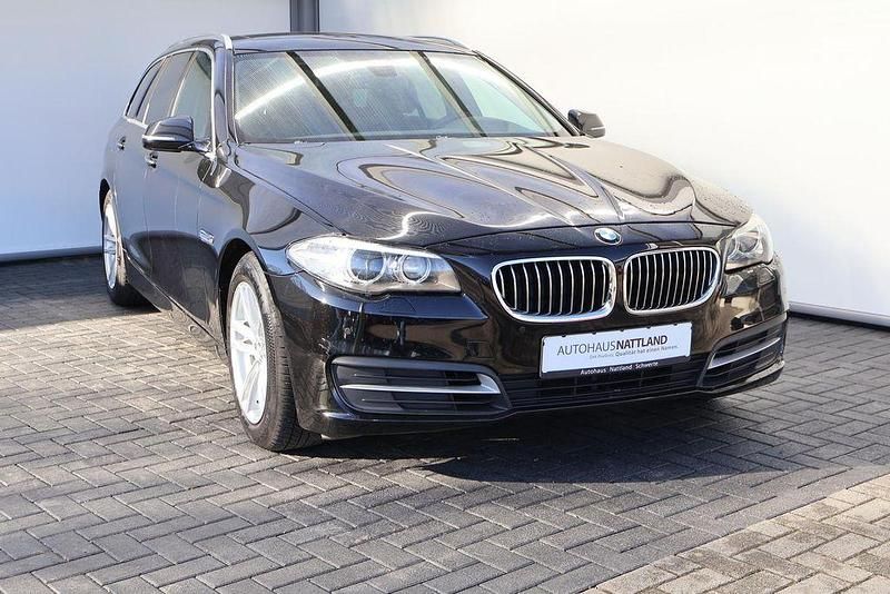 Gebraucht BMW 530 Sport Line 258 PS (189 kW) 2016 Schwarz Kombi