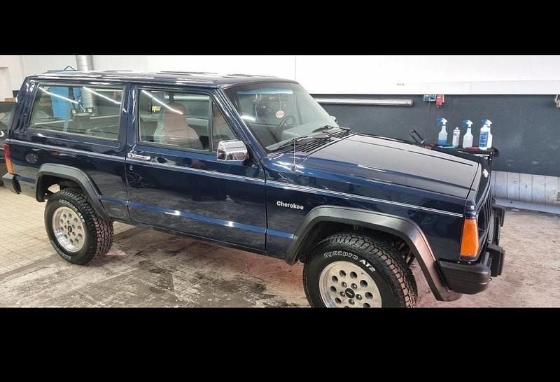 Gebraucht Jeep Cherokee 200 PS (147 kW) 1996 Blau SUV