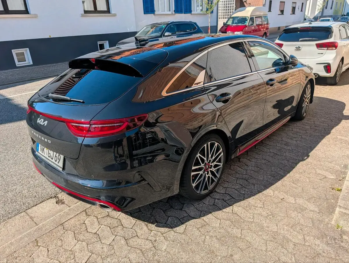 Gebraucht Kia ProCeed GT 204 PS (150 kW) 2022 Schwarz Kombi