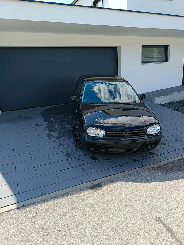 Gebraucht VW Golf IV 105 PS (77 kW) 2001 Schwarz Limousine