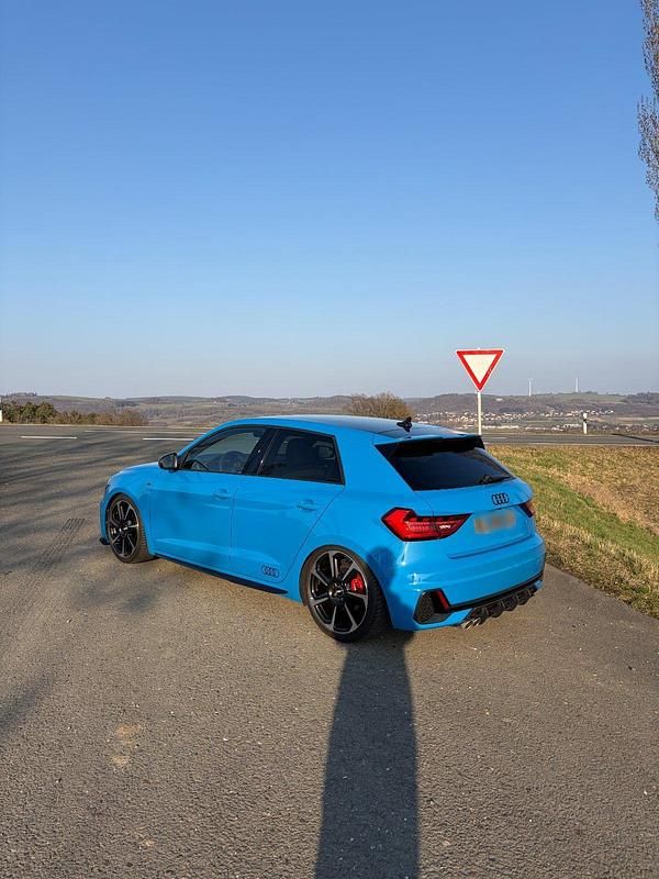 Gebraucht Audi A1 S-Line 200 PS (147 kW) 2019 Blau SUV