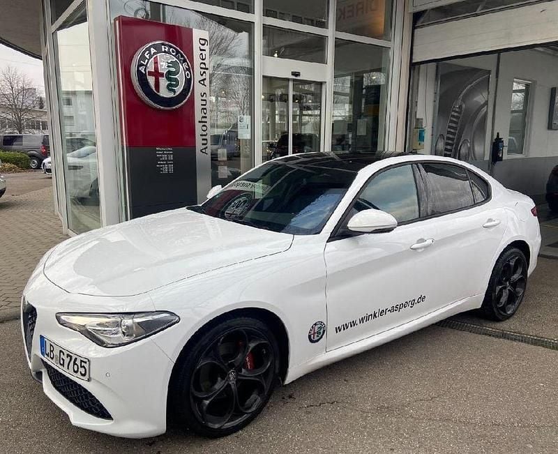 Gebraucht Alfa Romeo Giulia Sprint 200 PS (147 kW) 2023 Weiß Limousine