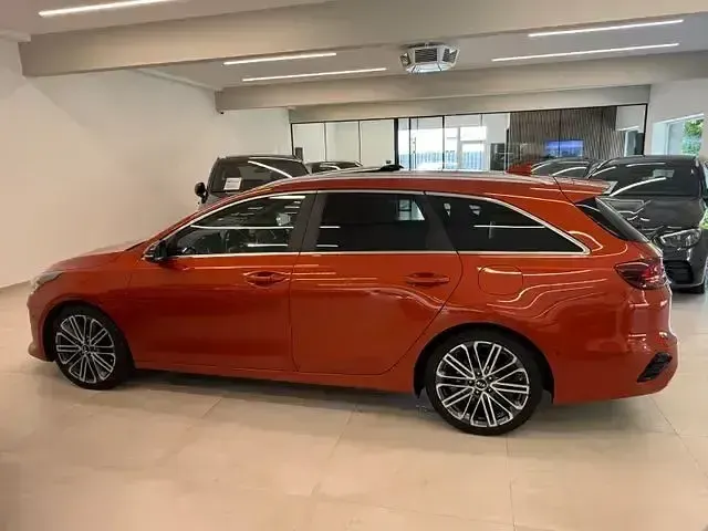 Gebraucht Kia Ceed Sportswagon GT-Line 140 PS (102 kW) 2019 Orange Kombi