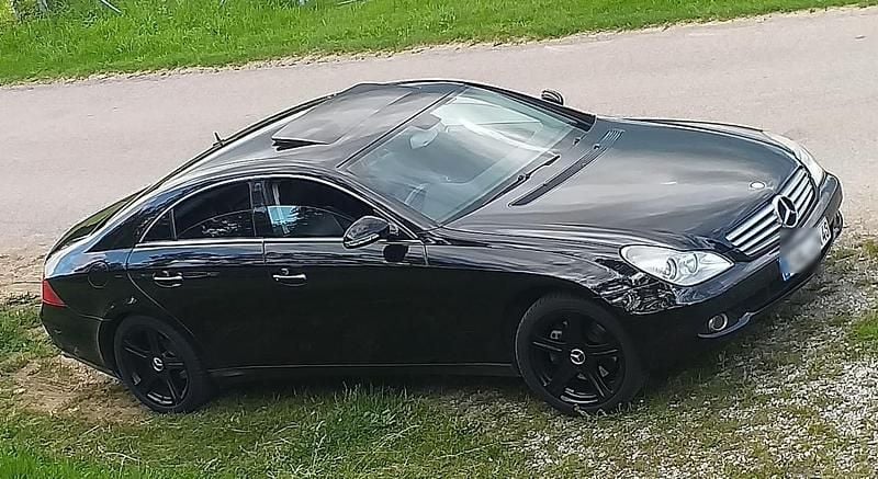 Schwarz Gebraucht 2005 Mercedes CLS350 Coupé | 3.200 € - Bild 1/4