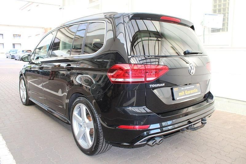 Gebraucht VW Touran R-line 190 PS (139 kW) 2016 Schwarz Van / Kleinbus