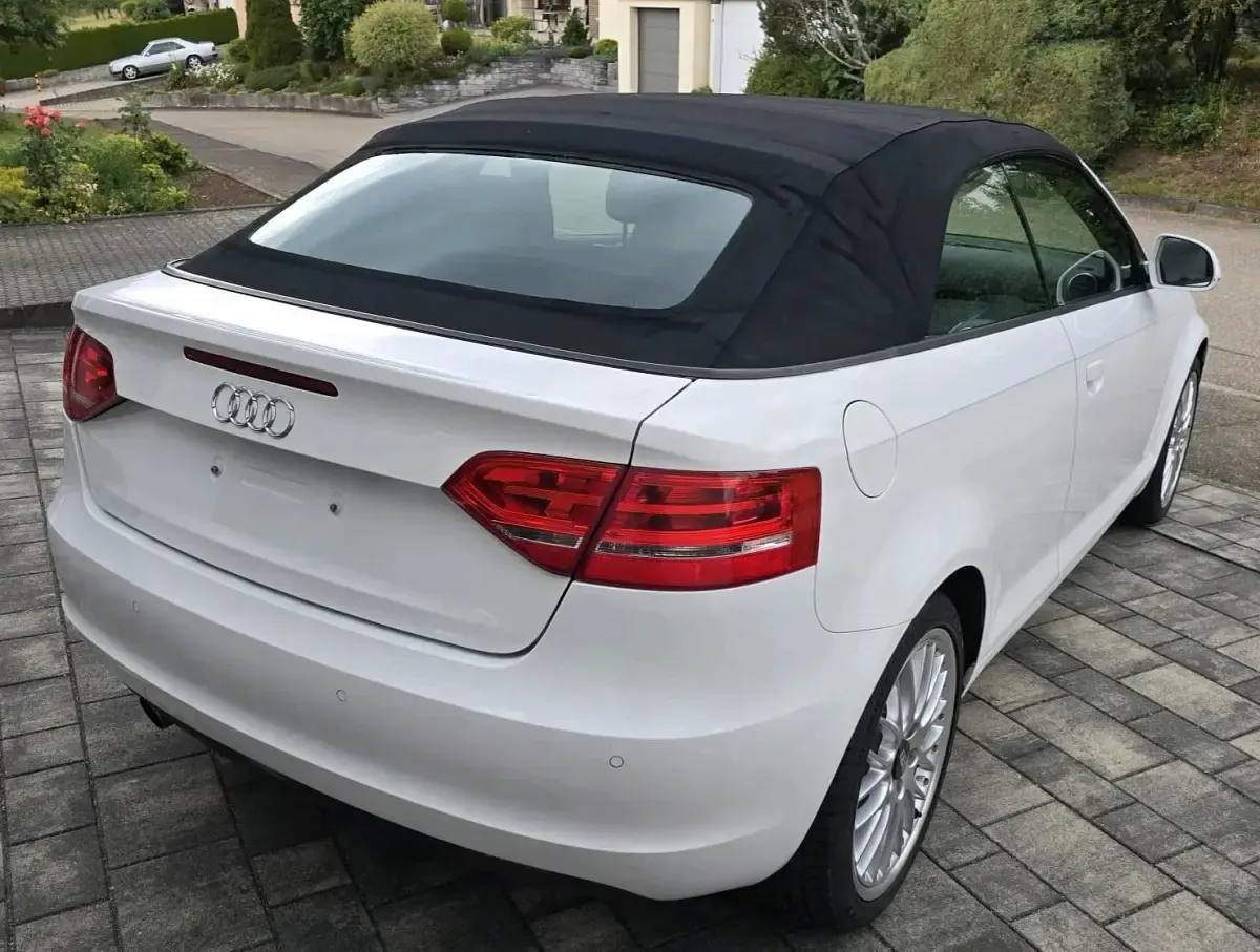 Gebraucht Audi A3 Cabriolet 102 PS (75 kW) 2009 Weiß Cabrio