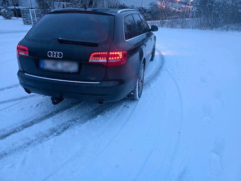 Gebraucht Audi A6 177 PS (130 kW) 2010 Grün Kombi