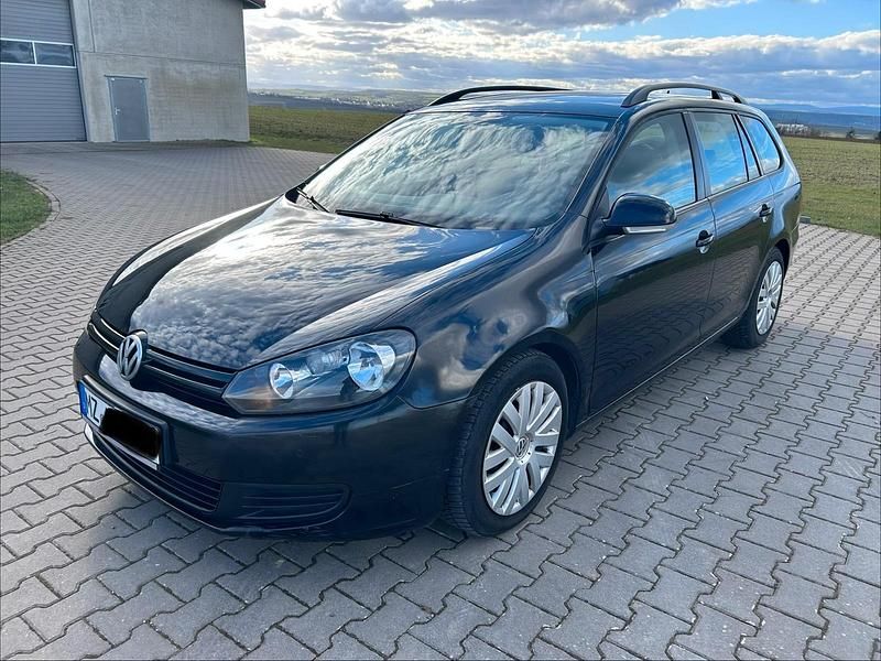 Gebraucht VW Golf VI 105 PS (77 kW) 2010 Kleinwagen