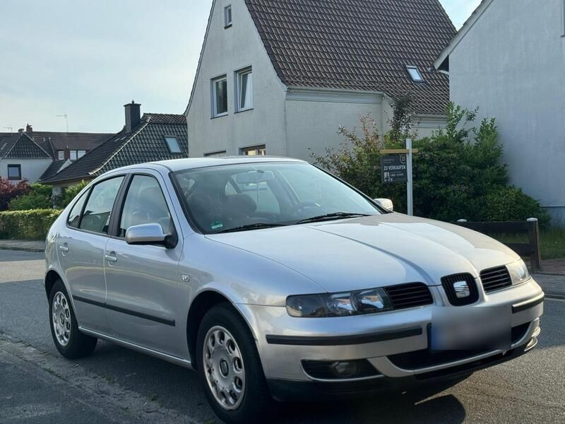 Silber Gebraucht 2002 Seat Leon Kleinwagen | 850 € (Guter Preis) - Bild 1/4