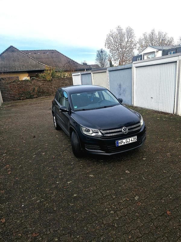 Schwarz Gebraucht 2012 VW 181 SUV | 11.499 € (Fairer Preis) - Bild 1/4