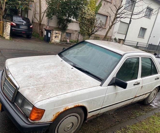 Gebraucht Mercedes 190 1988 Weiß Limousine
