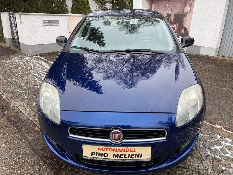 Gebraucht Fiat Bravo Lounge 140 PS (102 kW) 2013 Blau Kleinwagen