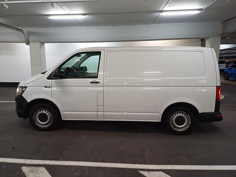 Gebraucht VW T6 150 PS (110 kW) 2017 Candyweiß Van