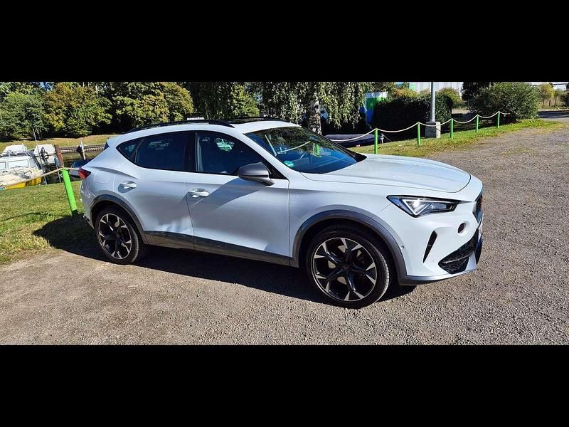 Weiß Gebraucht 2021 Cupra Formentor VZ SUV | 24.800 € (Fairer Preis) - Bild 1/4