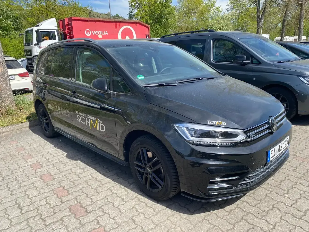 Gebraucht VW Touran Edition 150 PS (110 kW) 2024 Van / Kleinbus