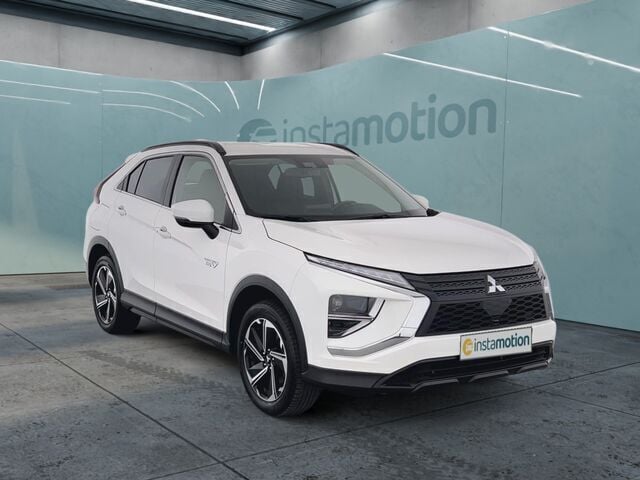 Gebraucht Mitsubishi Eclipse Cross Basis 188 PS (138 kW) 2022 Weiß SUV