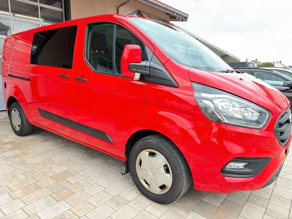 Gebraucht Ford Transit Custom Trend 131 PS (96 kW) 2019 Rot Van / Kleinbus