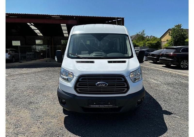 Gebraucht Ford Transit 131 PS (96 kW) 2018 Weiß Van / Kleinbus